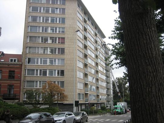 Appartement te huur - Photo 1