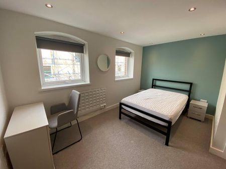 Student Apartment 2 bedroom, City Centre, Sheffield - Photo 2