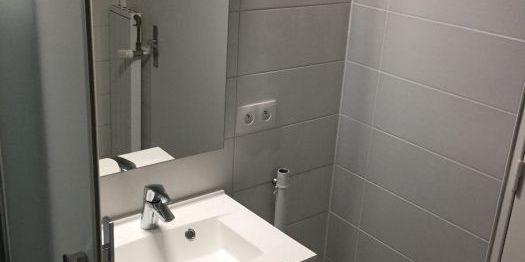 studio proche hôpital civil - Photo 3