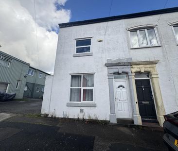 2 bedroom terraced house to rent - Photo 5