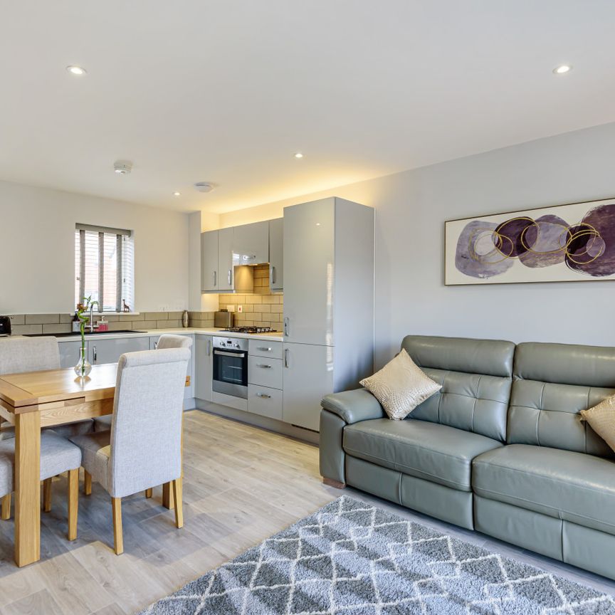 2 bedroom maisonette to rent - Photo 1