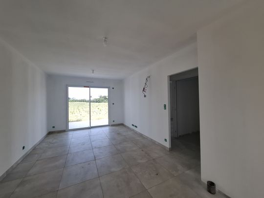 Location Maison 3 pièces 56m² MACHECOUL ST MEME 44270 - Photo 1