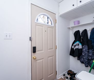 For Lease - 59 Guildford Crescent, Brampton, Ontario - Photo 6