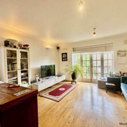 2 bedroom property to rent in London - Photo 1