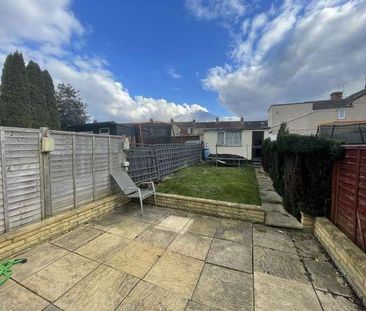 Linslade Street, Rodbourne, SN2 - Photo 1