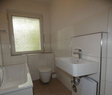 +++ 3 Raumwohnung mit Wannenbad zentral in Wanheim gelegen +++ - Photo 4