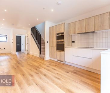 4 bedroom terraced house to rent - Photo 1