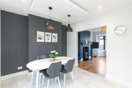 22 Locksley Gardens, Belfast, BT10 0EA - Photo 2