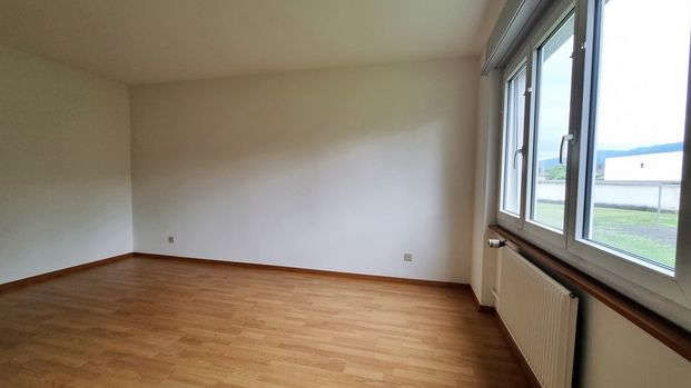 Appartement rénové de 3.5 pièces au rez-de-chaussée à Bassecourt - Photo 1