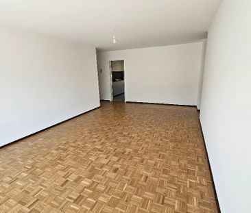 Spazioso e luminoso 4.5 locali rinnovato a Gordola - Foto 1