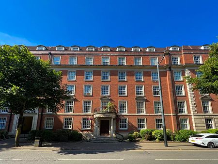 Kenilworth House, Castle Court, City Centre - Photo 4