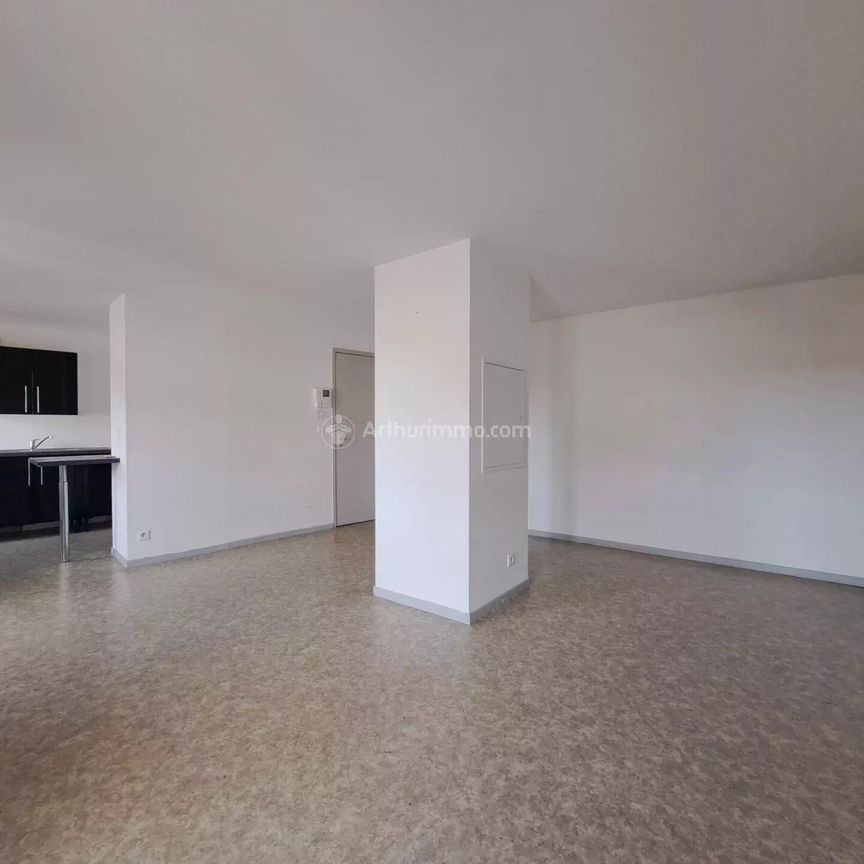 Location Appartement 3 pièces 72 m2 à Carmaux - Photo 1