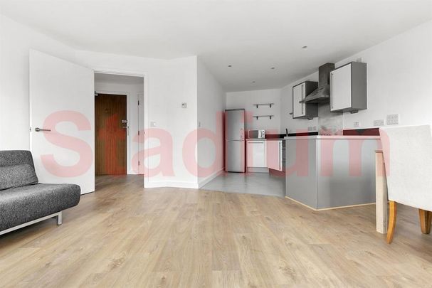 1 bedroom flat to rent - Photo 1