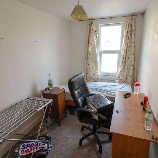 Herbert Road, Oldfield Park, Bath, BA2 - Photo 1