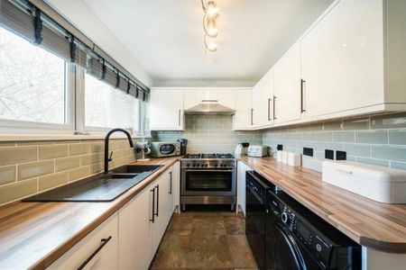 Porchester Terrace - Photo 2