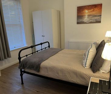 1 bedroom in a house share to rent - Photo 1