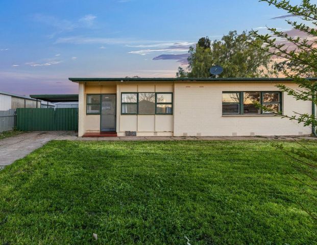 Neat and Spacious Family Living - Photo 1