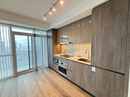 For Lease - 8 Interchange Way Unit# 2606, Vaughan, Ontario - Photo 5