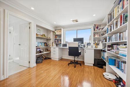 22 Waterlily Way, Keysborough VIC 3173 - House For Rent | Domain - Photo 5