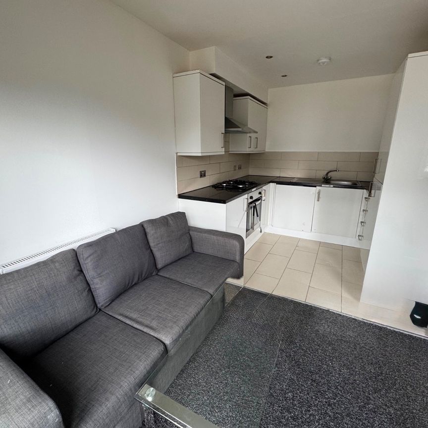 Room in a Shared House, Dunworth Street, M14 - Photo 1