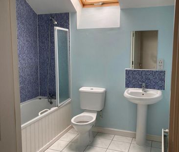 2 Bed Flat, The Grange, LS12 - Photo 3