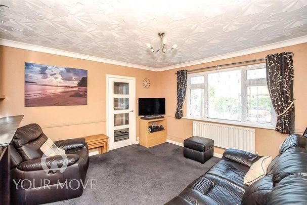 3 bedroom end of terrace house to rent - Photo 1