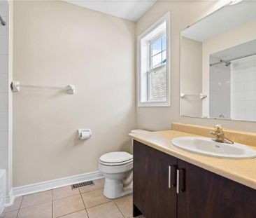 For Lease - 8 CHICORY Crescent, St. Catharines, Ontario - Photo 6