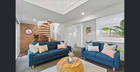 Central Torquay Living - Photo 2