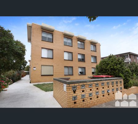 13/99-101 Cowper Street, Footscray, Vic 3011 - Photo 1