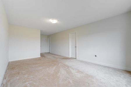 For Lease - 40 Donald Fleming Way, Whitby, Ontario - Photo 5