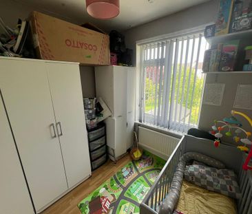 3 bedroom semi-detached house to rent - Photo 3