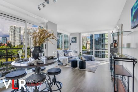 Condo in Downtown Vancouver, BC - Photo 5