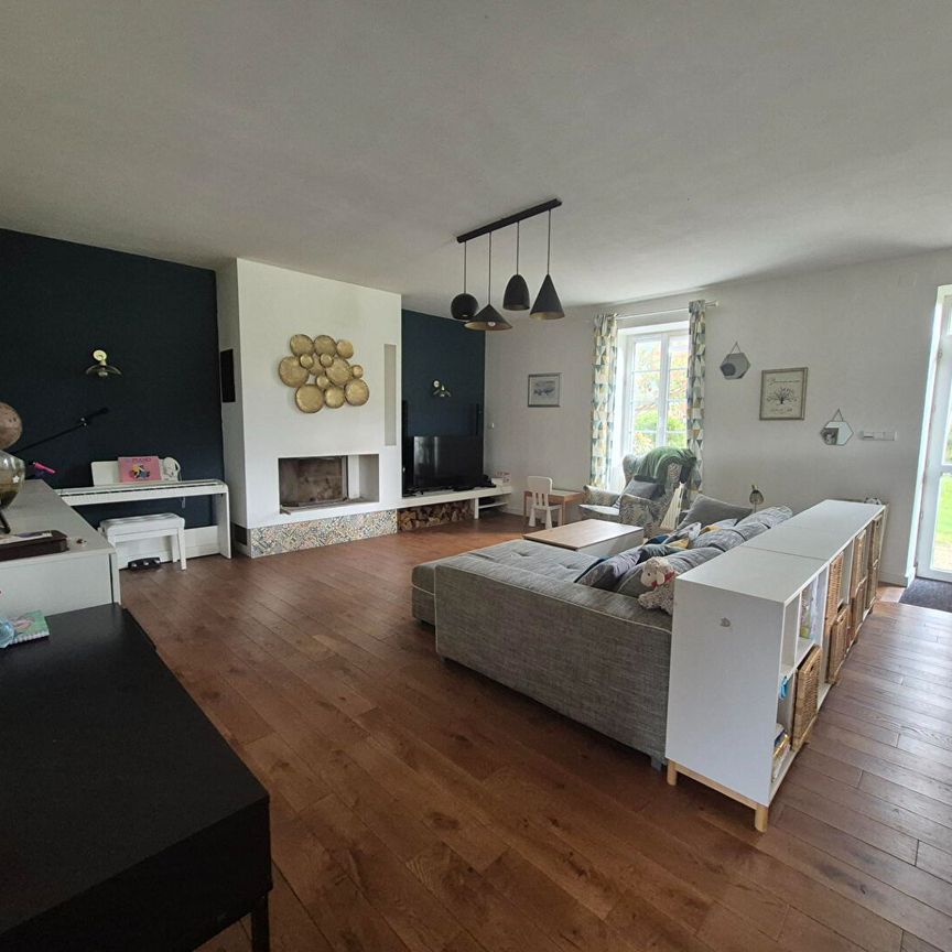 Location Maison 5 pièces 167m² HEDE BAZOUGES 35630 - Photo 1