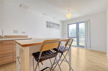 2 bedroom apartment to rent - Photo 5