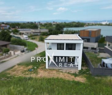 Na Prenájom Moderný 4-izbový dom pri jazere – Čaňa - Photo 3