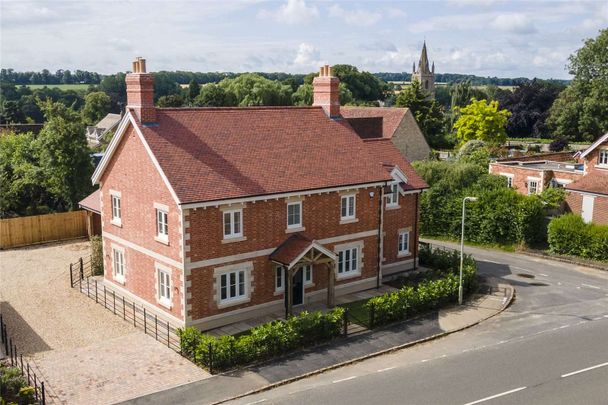 A newly built high specification home. - Photo 1