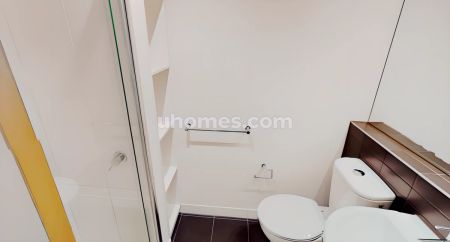 One Bedroom Large - Photo 3