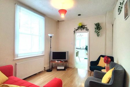 Sydney Road, Ealing - Photo 4