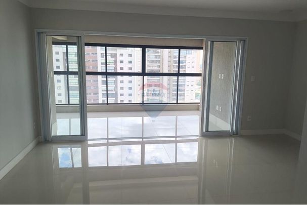 Apartamento de Luxo no Centro - Ótimo Preço! - Foto 1