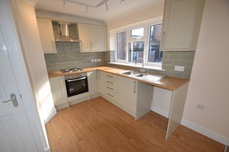 Cathedral Street, Norfolk - Photo 2