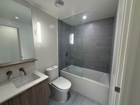 For Lease - 110 Broadway Avenue Unit# 317, Toronto, Ontario - Photo 3