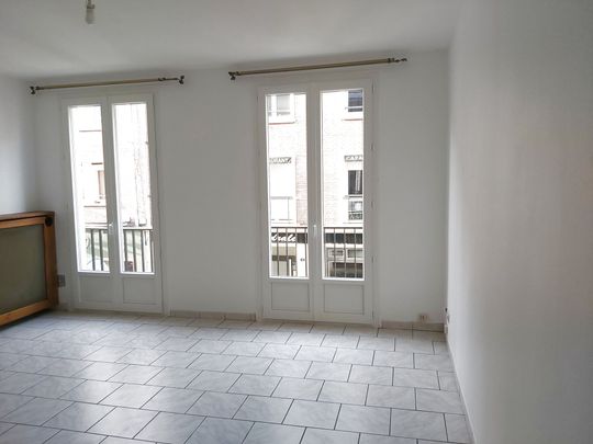 Location Appartement 2 pièces 47m² BEAUVAIS 60000 - Photo 1