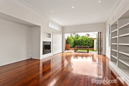 41 Highbury Grove, Prahran VIC 3181 - House For Rent | Domain - Photo 2