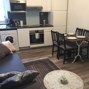 Location Appartement 2 pièces Meublé 32m² GRANVILLE 50400 - Photo 2