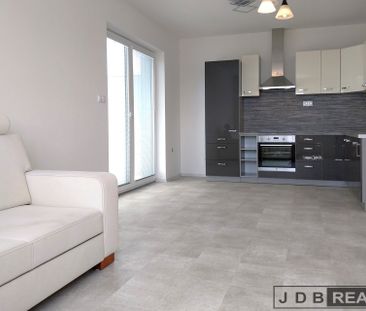Pronájem rodinného domu 62 m², Roudnice nad Labem - Photo 1