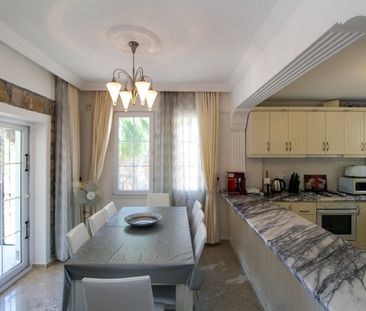 Rymlig villa med 4 sovrum och pool i Mugla Fethiye - Photo 1