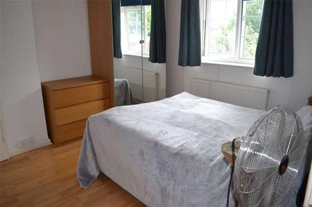 Blanchland Road, Morden, SM4 - Photo 3