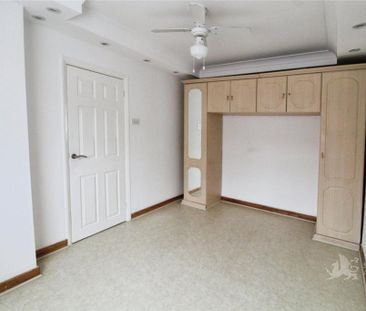 5 bedroom detached house to rent - Photo 5