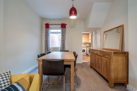 1 Dromore Street, Belfast, BT6 8PF - Photo 4