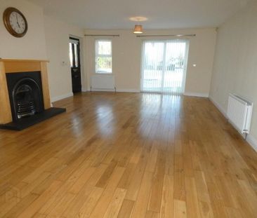 16 St James's Park, Ballymoney, BT53 6FD - Photo 2